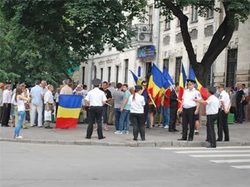 Молдавские унионисты сожгут символы коммунизма