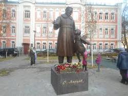 1-ый в  мире памятник Самуилу Маршаку открыли в  Воронеже

